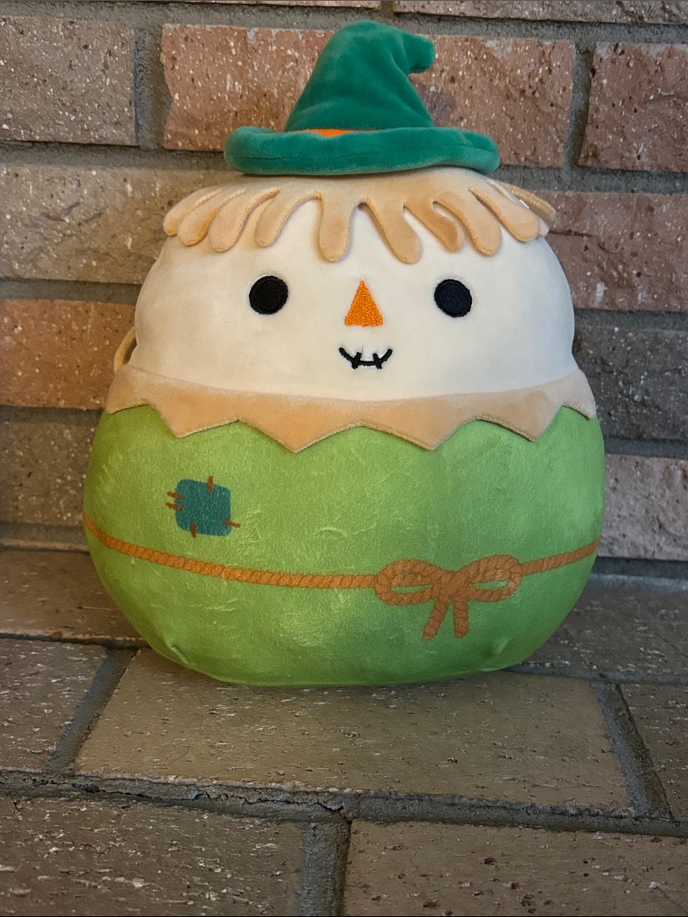 Scarecrow Squishmallows 8” Fall Halloween plush squishmallow